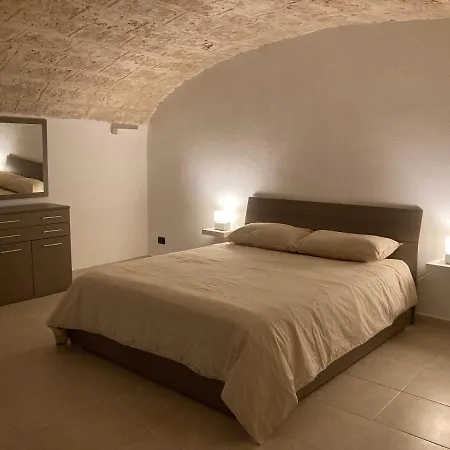 Dimora Castello Bari