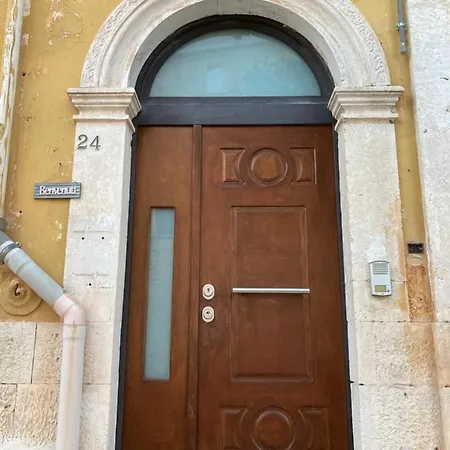 Dimora Castello Hébergement de vacances *